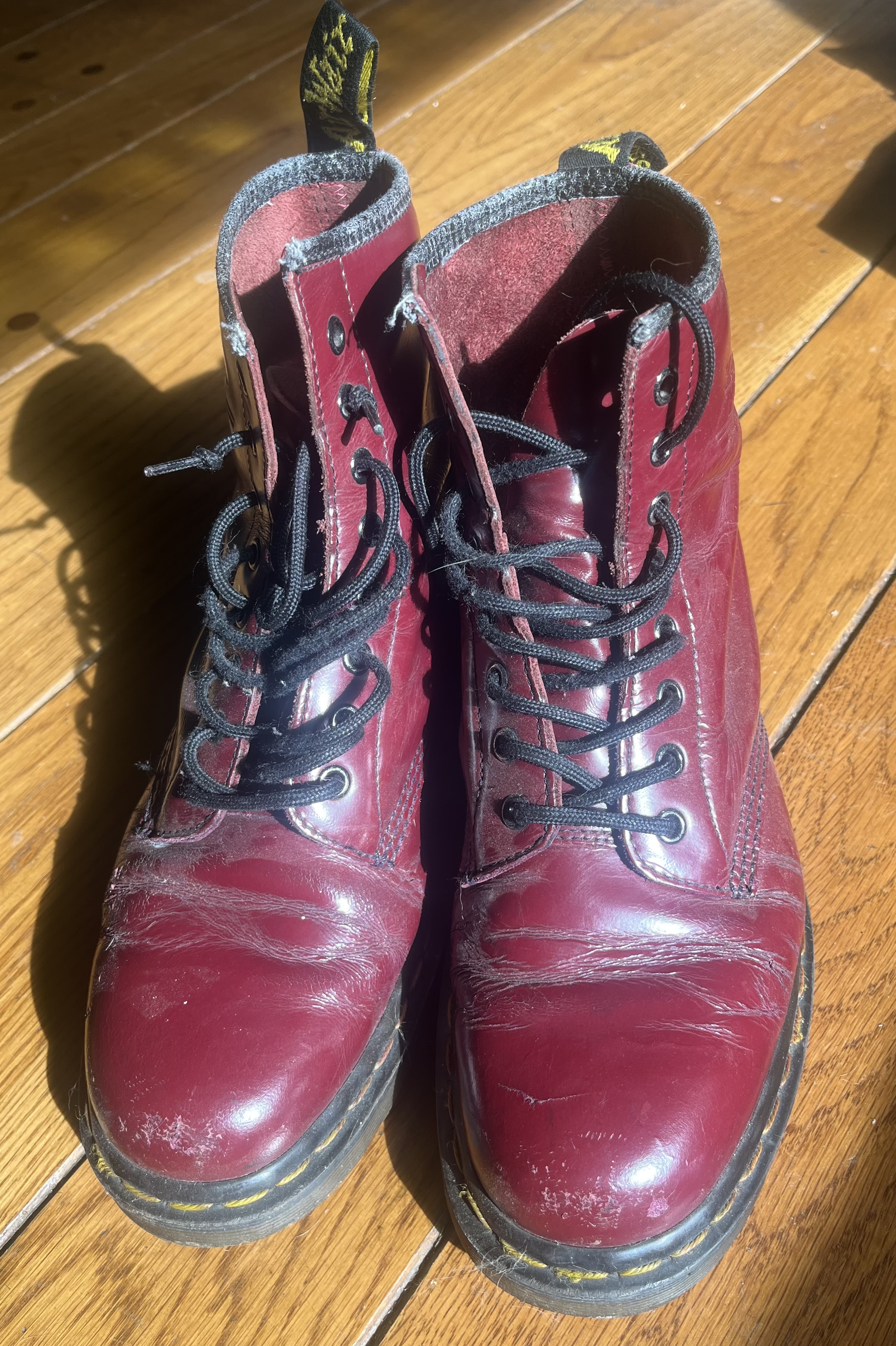 Dr martens - used - men’s size 9