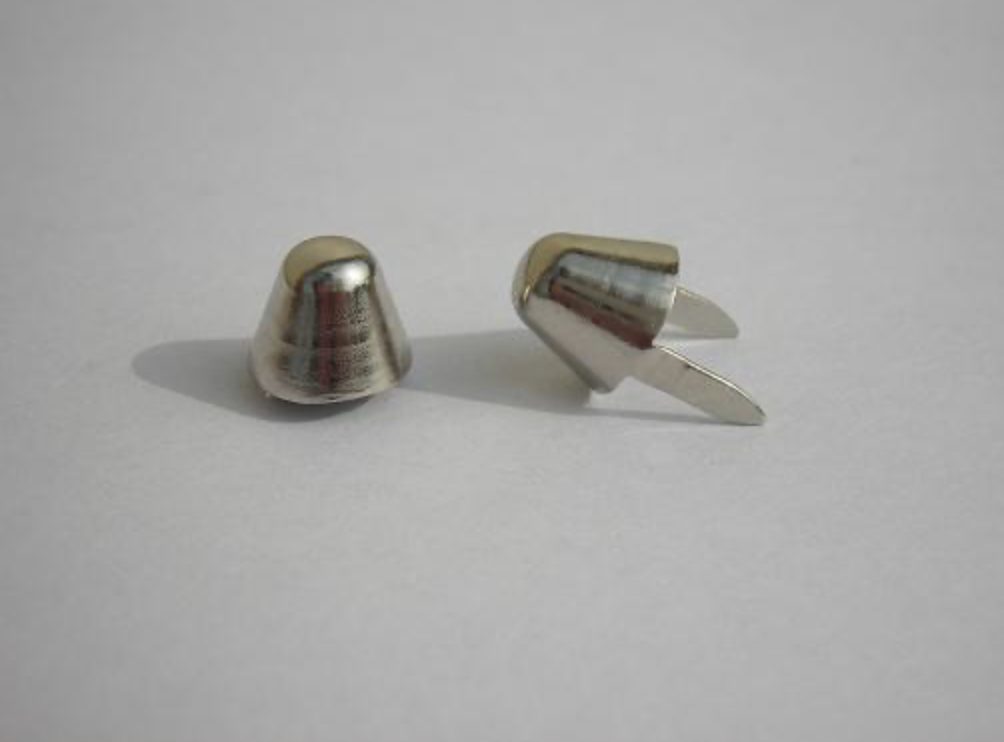 English Small Cone Studs - Bag of 100