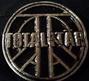 Totalitar - Metal Badge
